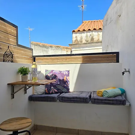 Minha Casa Sua Casa - Cozy Little House, Ac & Wifi *